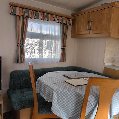 L&G Family Holidays 8 Berth Sealands Familys Only And The Lead Person Must Be Over 30 (Adults Only) إنغولدميلز المظهر الخارجي الصورة